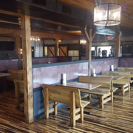 برانسون Baldknobbers Motor Inn المظهر الخارجي الصورة