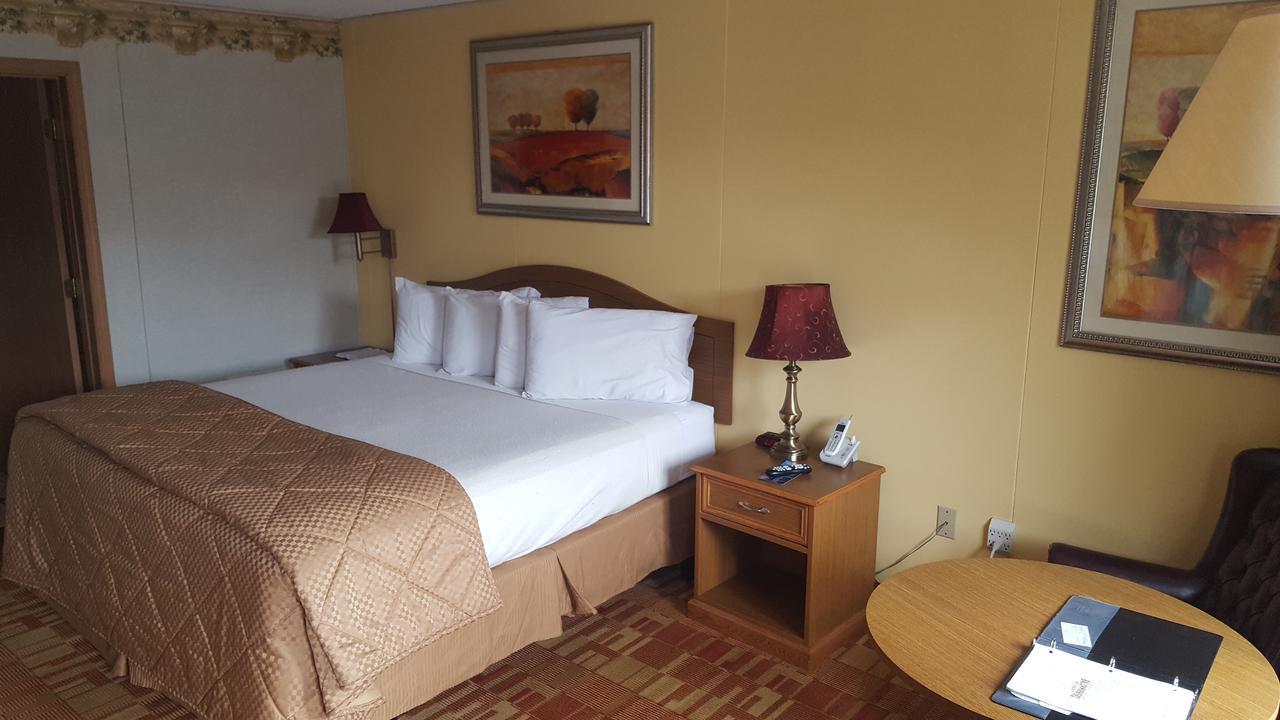 برانسون Baldknobbers Motor Inn المظهر الخارجي الصورة