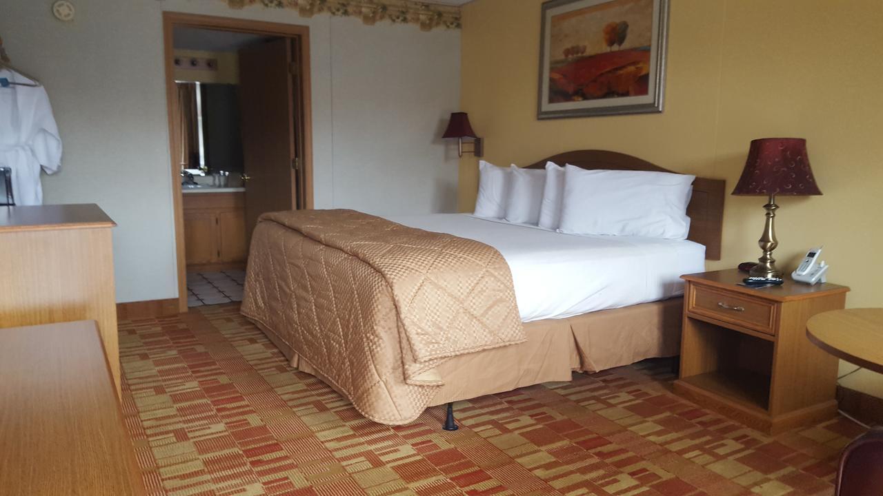 برانسون Baldknobbers Motor Inn المظهر الخارجي الصورة