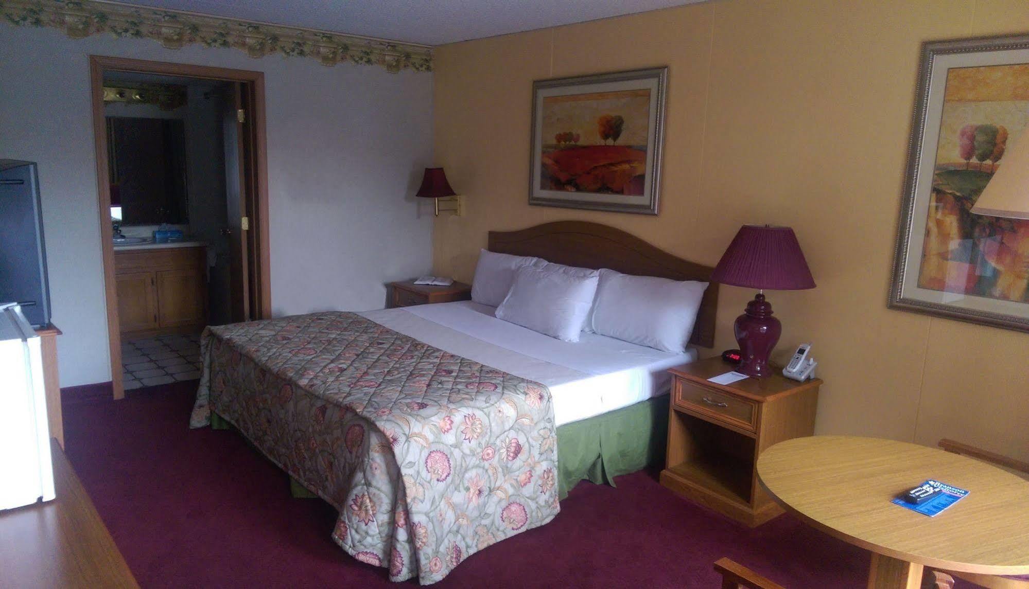 برانسون Baldknobbers Motor Inn المظهر الخارجي الصورة