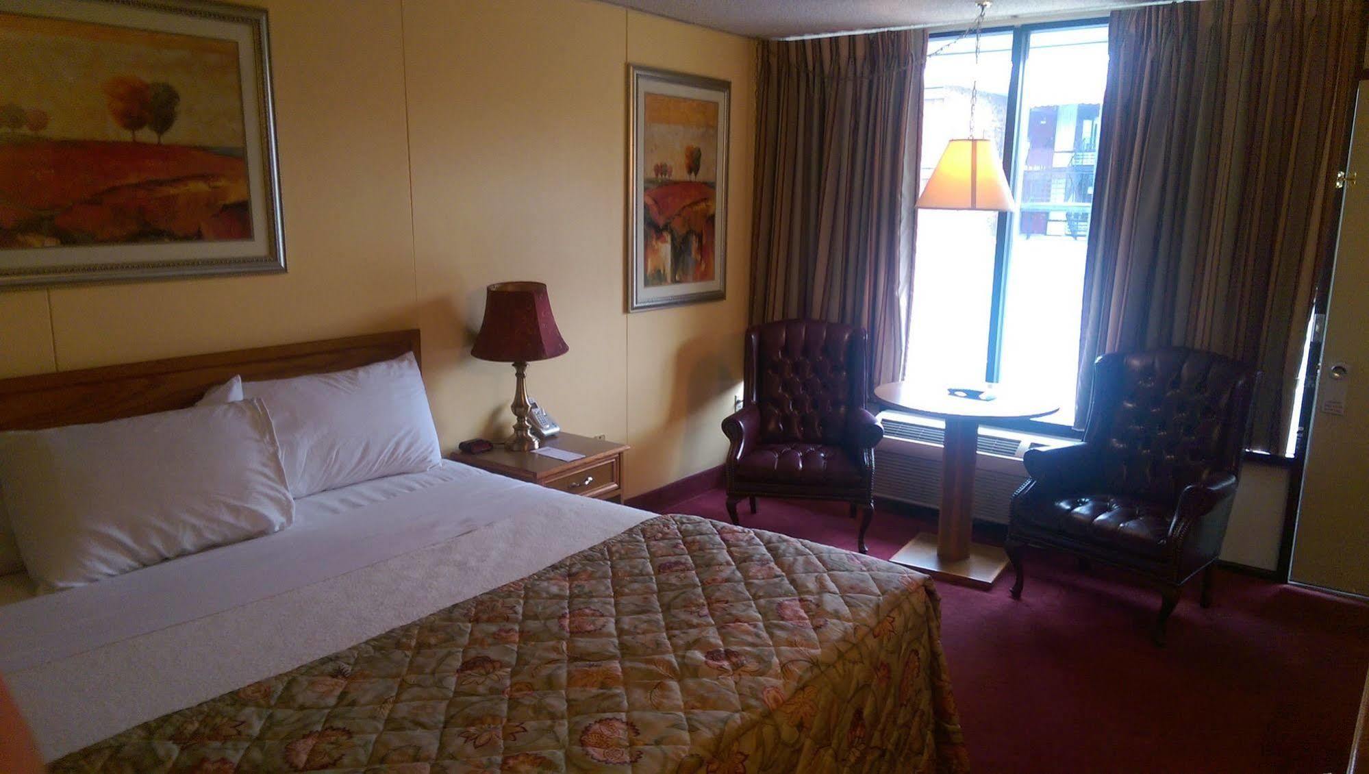 برانسون Baldknobbers Motor Inn المظهر الخارجي الصورة